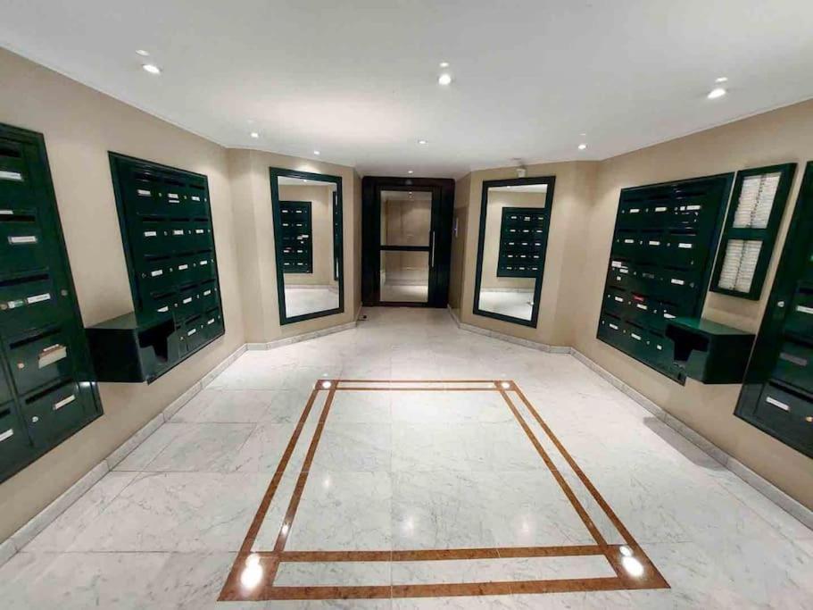 Modern One Bedroom Apartment In Cannes Luaran gambar